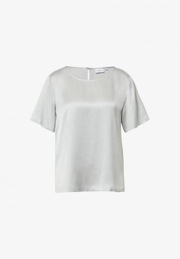 Атласная блузка