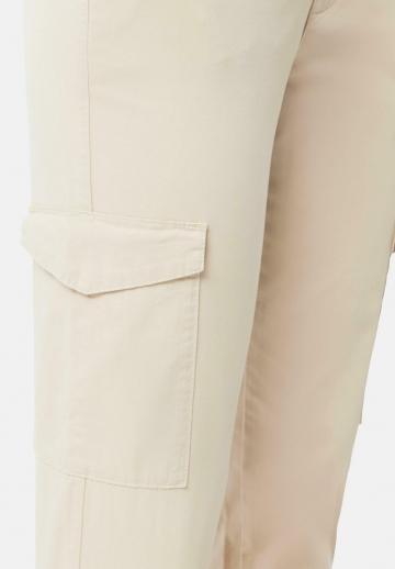 Брюки с накладными карманами