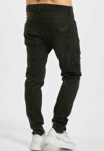 Узкие джинсы