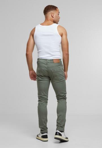 Узкие джинсы