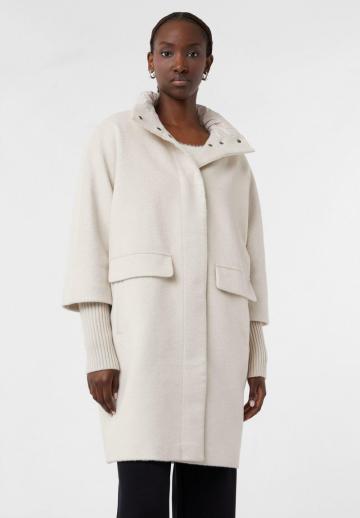 Короткое пальто