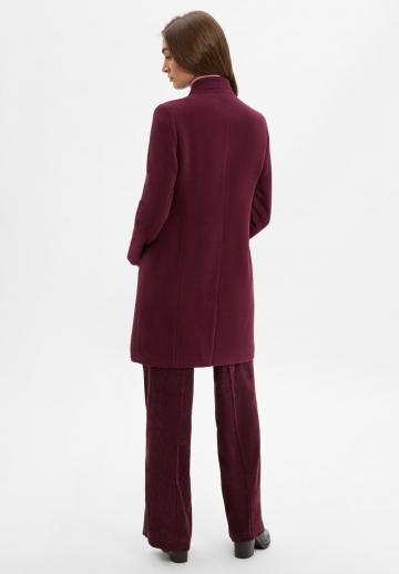 Короткое пальто