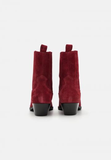 Ботинки челси