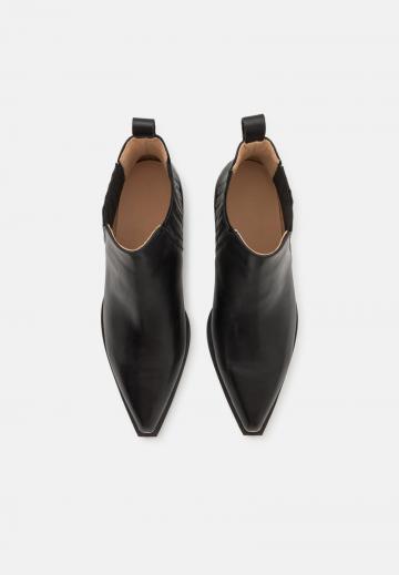 Ботинки челси