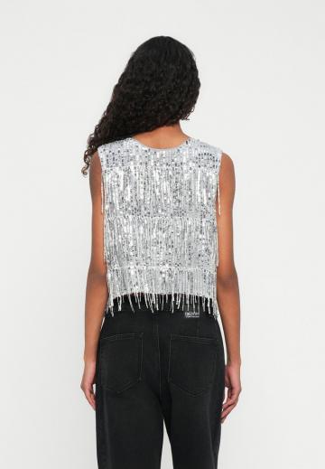 Короткая куртка