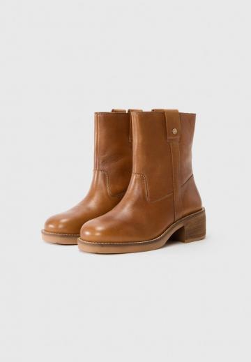 Полусапожки