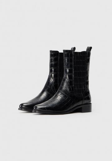 Ботинки челси