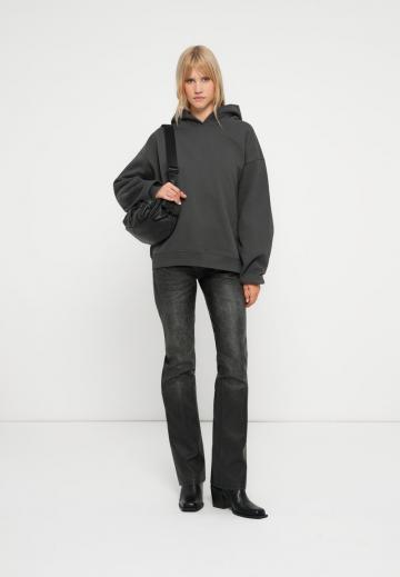 Пуловер с капюшоном