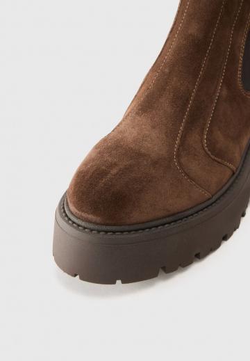 Ботинки челси