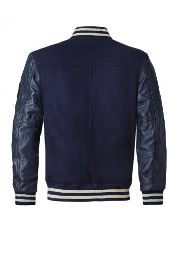 Куртка бомбер