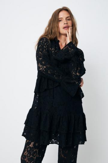 Короткое платье