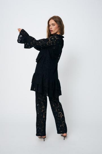 Прямые брюки