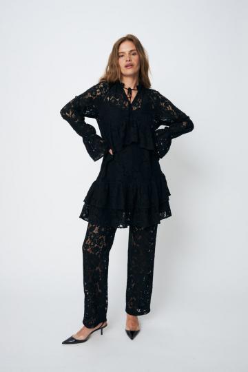 Прямые брюки