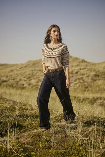 Клешеные джинсы