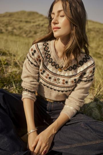 Клешеные джинсы