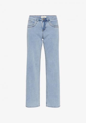 Прямые джинсы