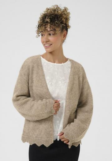 Вязаная кофта