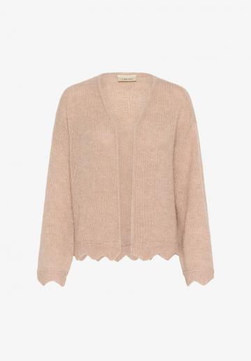 Вязаная кофта