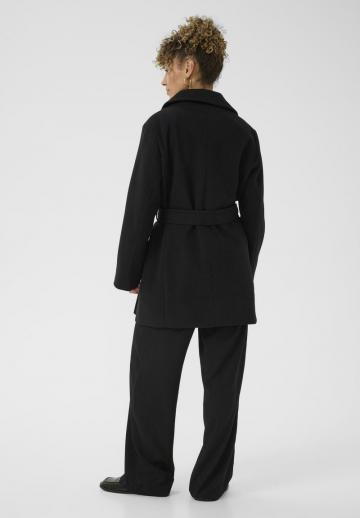 Короткое пальто