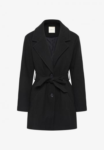 Короткое пальто