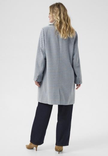 Шерстяное пальто