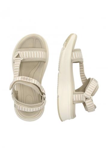 Босоножки на танкетке