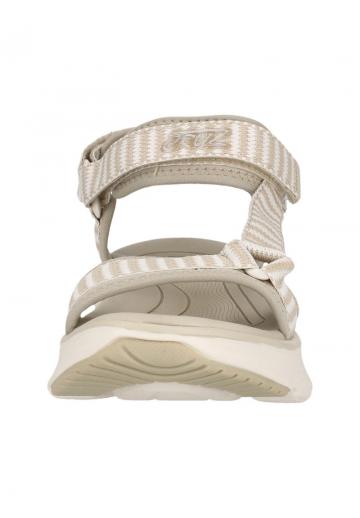 Босоножки на танкетке