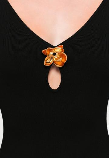 Вязаное платье