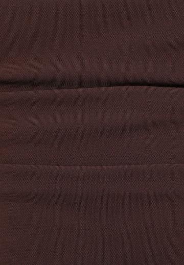 Топ на бретельках