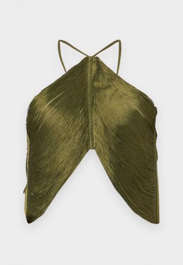 Топ на бретельках