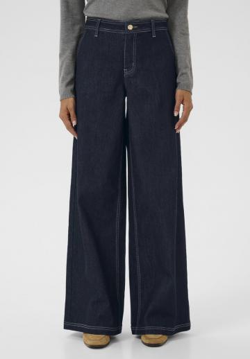 Клешеные джинсы