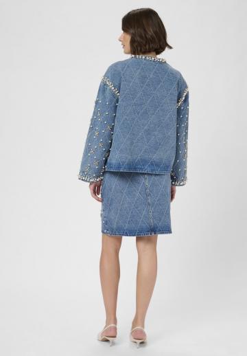 Джинсовая куртка