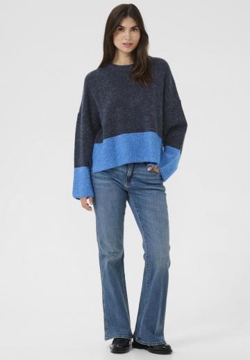 Длинный пуловер