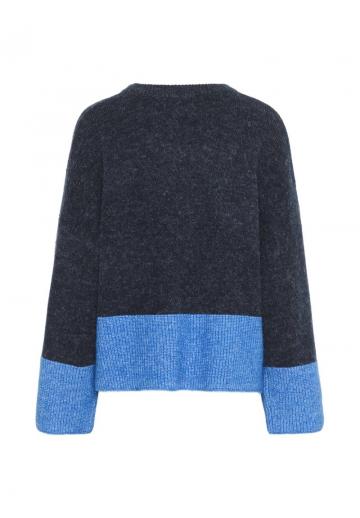 Длинный пуловер