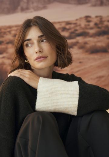 Длинный пуловер