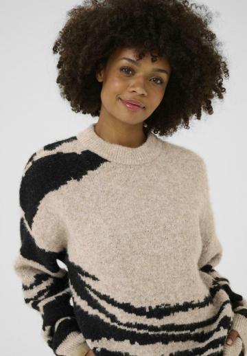 Длинный пуловер