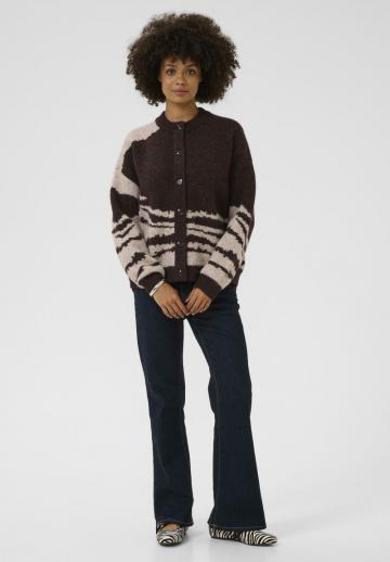 Жаккардовая вязаная кофта