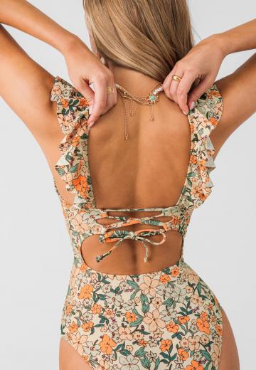 Слитный купальник