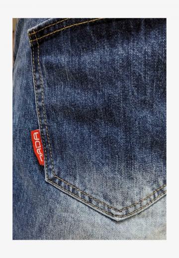 Свободные джинсы