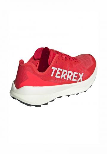 Беговые кроссовки