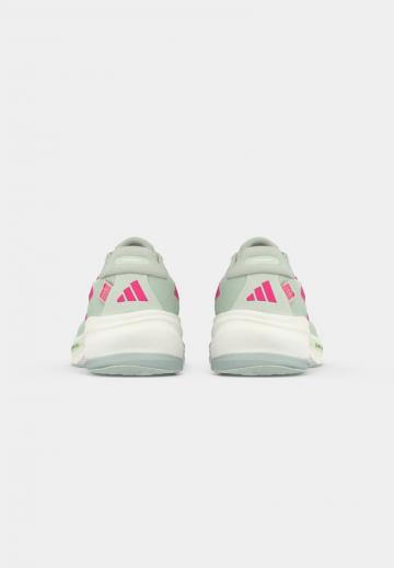 Беговые кроссовки