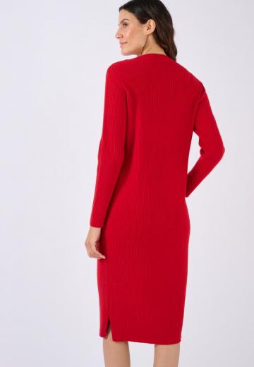 Вязаное платье