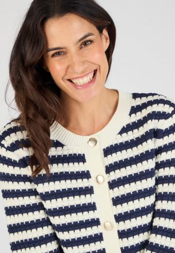 Вязаная кофта