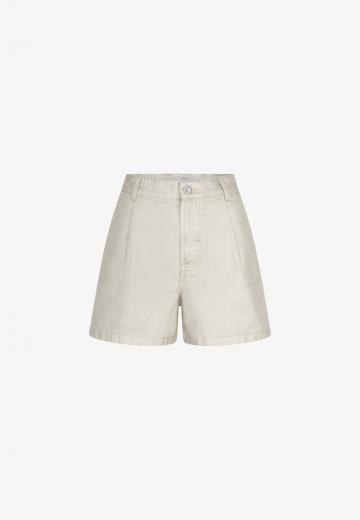 Джинсовые шорты