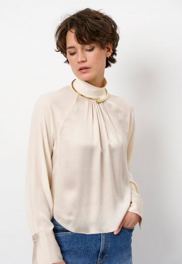 Шелковая блузка