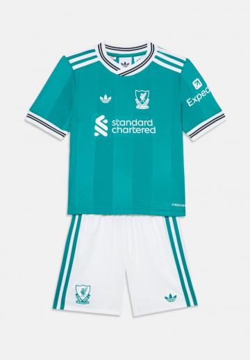 Спортивные шорты