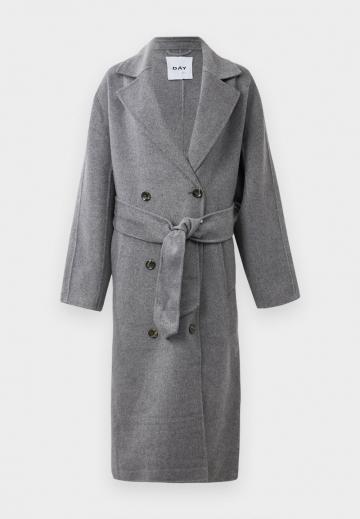 Шерстяное пальто