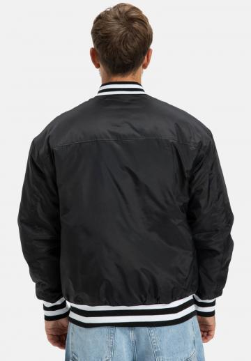 Куртка бомбер