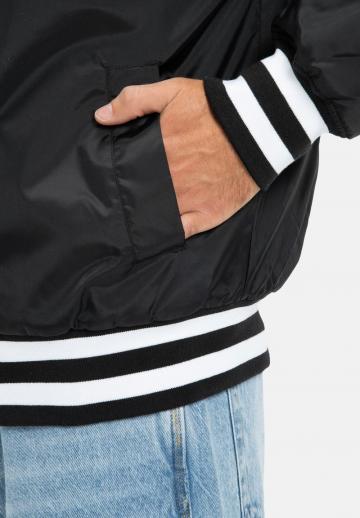 Куртка бомбер