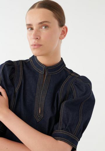 Джинсовая блузка